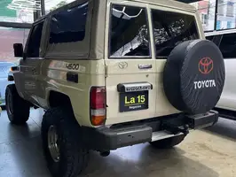1995  Toyota Land - Image 14