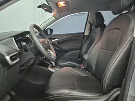 2023  Chevrolet Tracker - Image 18