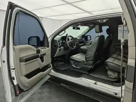 2015  Ford F - Image 17