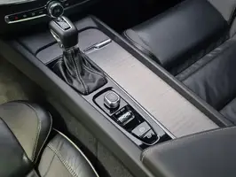 2021  Volvo Unknown - Image 25