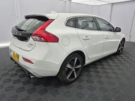 2018  Volvo Unknown - Image 14