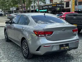 2022  Kia Rio - Image 19