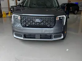 2025  Ford Maverick - Image 8