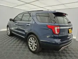 2017  Ford Explorer - Image 37