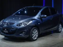 2011  Mazda 2 - Image 14