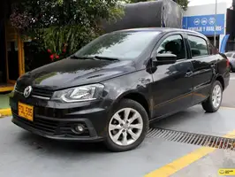 2019  Volkswagen Voyage - Image 28
