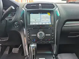 2017  Ford Explorer - Image 25