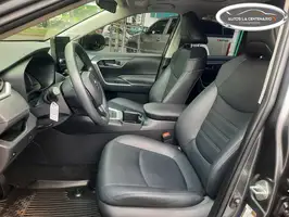 2024  Toyota Rav4 - Image 13