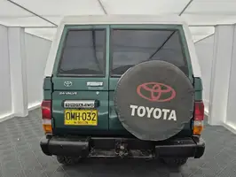 1993  Toyota Land - Image 12