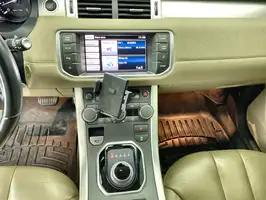 2014  Land Rover Unknown - Image 43