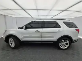 2018  Ford Explorer - Image 50