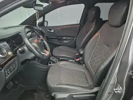 2023  Renault Captur - Image 29