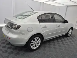 2010  Mazda 3 - Image 16