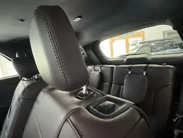 2025  Ford Explorer - Image 34