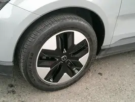 2025  Volvo Unknown - Image 12