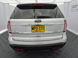2013  Ford Explorer - Image 33