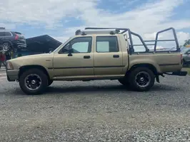 1998  Toyota Hilux - Image 6