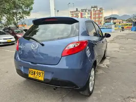 2010  Mazda 2 - Image 15