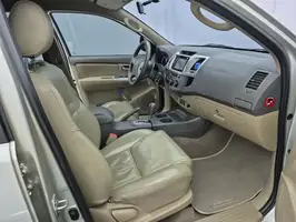 2012  Toyota Fortuner - Image 21