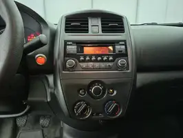 2017  Nissan Versa - Image 21