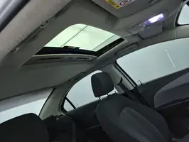 2016  Chevrolet Sonic - Image 18