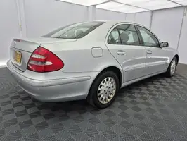 2004  Mercedes Unknown - Image 17