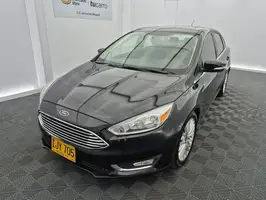 2015  Ford Focus - Image 11