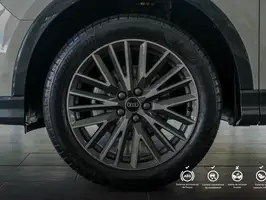 2025  Audi Q3 - Image 10