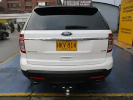 2014  Ford Explorer - Image 29
