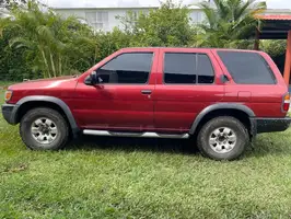 1998  Nissan Pathfinder - Image 10