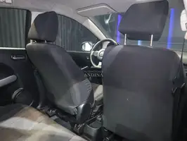 2011  Mazda 2 - Image 13