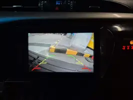 2021  Toyota Hilux - Image 24