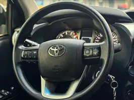 2022  Toyota Hilux - Image 15