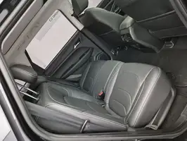 2025  Chevrolet Captiva - Image 21