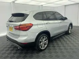 2017  Bmw X1 - Image 16