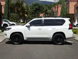 2020  Toyota Prado - Image 30