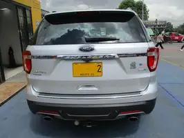 2019  Ford Explorer - Image 9