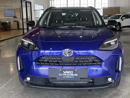 2025  Toyota Yaris - Image 7