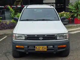 2000  Nissan Pathfinder - Image 26
