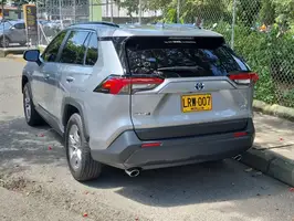 2022  Toyota Rav - Image 12