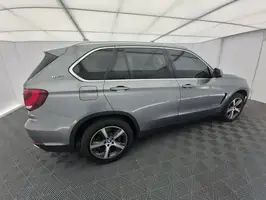 2018  Bmw X5 - Image 18