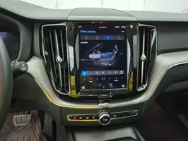 2022  Volvo Unknown - Image 25