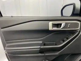 2020  Ford Explorer - Image 15