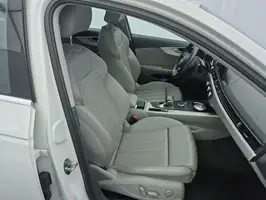 2017  Audi A4 - Image 38