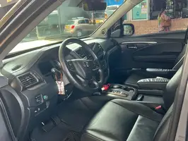 2022  Honda Pilot - Image 32