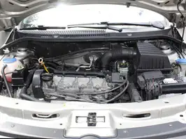 2016  Volkswagen Voyage - Image 18