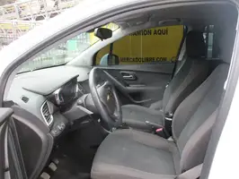 2019  Chevrolet Tracker - Image 36