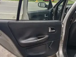 2005  Renault Megane - Image 15