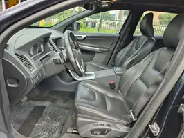 2017  Volvo Unknown - Image 18