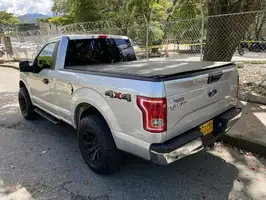 2017  Ford F - Image 12